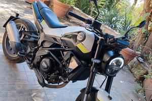 Benelli leoncino 250