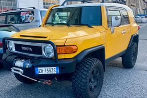 Land cruiser FJ Cruiser