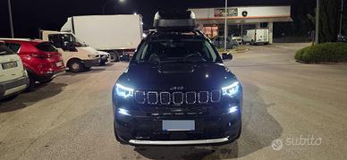 Jeep Compass 4×e