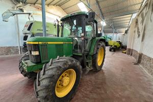 Trattore John Deere 6210