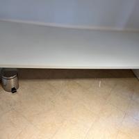 scrivania e cassettiera