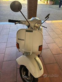 Vespa Piaggio P200E