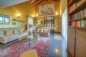 VILLA UNIFAMILIARE CON GIARDINO A FAGNANO OLONA!