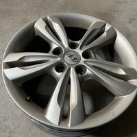 4 Cerchi in lega 17p Hunday