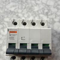 interruttore magnetotermico Merlin Gerin