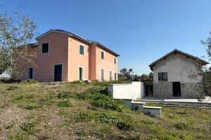 VILLA SINGOLA A VITERBO