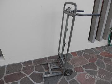 Carrello speciale tipo portasacchi x carichi  alti
