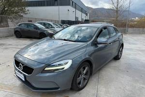 Volvo V40 D2 Geartronic Business Plus