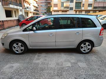 Opel Zafira 2008 1600 Benzina