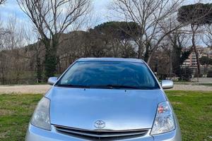 Prius ibrida domenica ecologica? si circola!