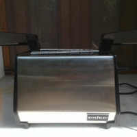 Tostapane Syntesy in Alluminio