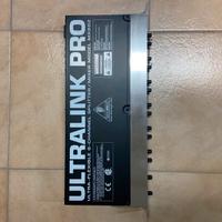 Behringer Ultralink Pro MX882