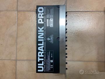 Behringer Ultralink Pro MX882