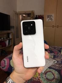 Xiaomi 14 🇨🇳 16/512Gb (anche scambi)