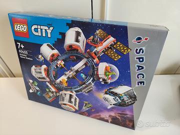 Lego 60433 Modular Space Station