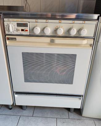 Cucina a gas Tecnogas 4 fuochi con forno, grill
