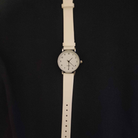 orologio bianco
