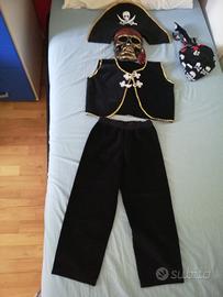 Vestito per feste da pirata