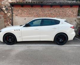 Maserati Levante 250CV MY20