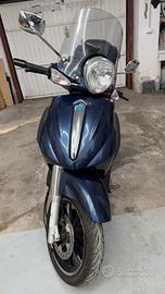 Piaggio Beverly 500 Tourer
