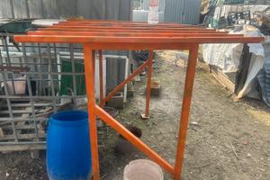 Tettoia per trattore