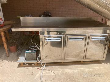Tavolo congelatore 1800x700mm con 3 porte