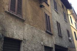 Immobile di 105 m² con 4 locali a Canzo