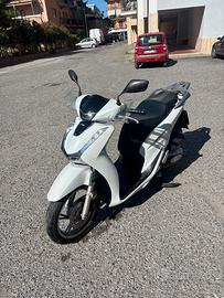 Sh 125cc Bianco