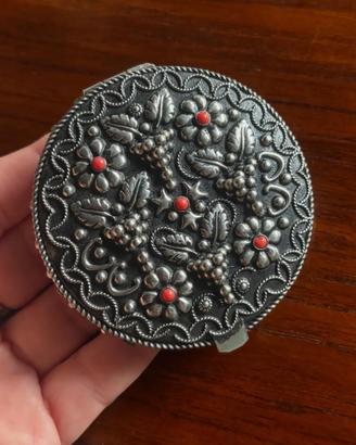 Portacipria vintage da borsetta corallo e metallo