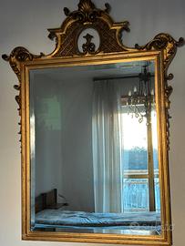 Specchiera rettangolare in legno dorato