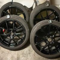 Sparco podio r18 ( passo fori 5x108) + gomme