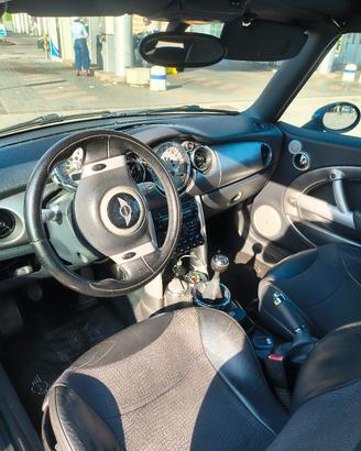 mini Cooper cabrio