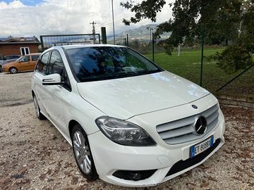 Mercedes-benz B 136cv 1.8 CDI Executive km certifi