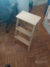 Ikea Bekvam sgabello richiudibile in legno