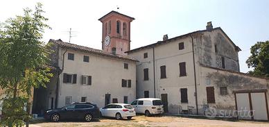 Spaziosa casa Indipendente in Corte