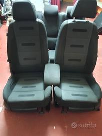 sedili Tiguan 2007 2016