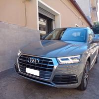 Audi Q5 40 2.0 TDI 190CV quattro S tronic Business