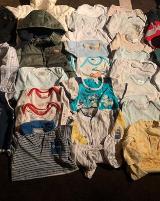 Abbigliamento x bambino 9 mesi ( lotto 8)