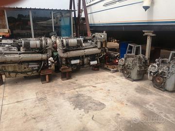 Coppia motori completi di invertitori