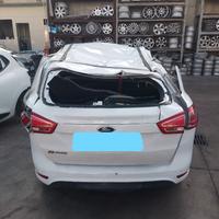 Ford b-max 1.4 b/gpl - anno 2015 - per ricambi