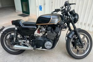Yamaha XS 850 cafe racer