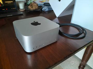 Mac Studio 2022 M1 Max, 64GB RAM, 1T SSD