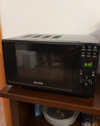 Microonde Severin 1200W con grill