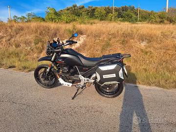 MOTO GUZZI V85TT