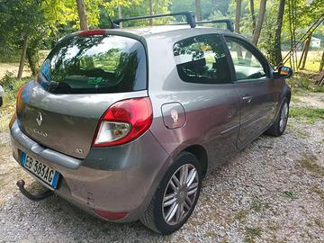 RENAULT Clio 3ª serie - 2012