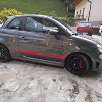 595 Abarth competizione performance pack