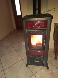 Stufa a legna Vulcania mod.Rina