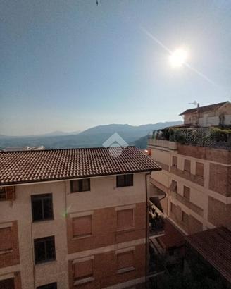 3 LOCALI A OLEVANO ROMANO