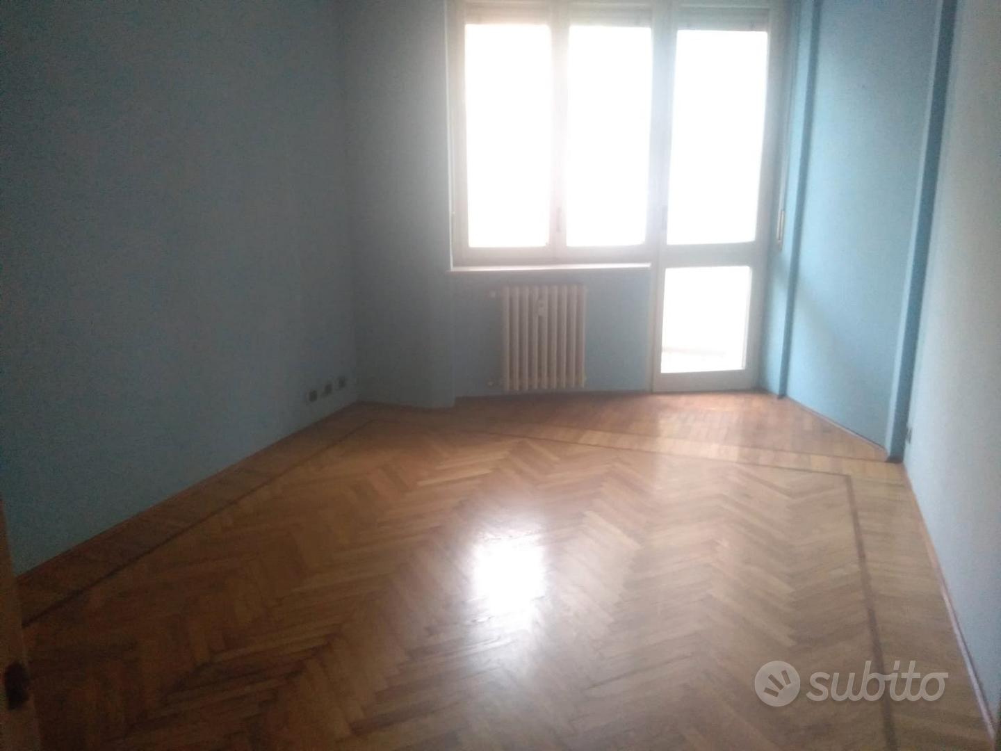 Appartamento di 5 locali - Vista 2