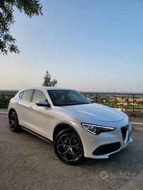 Alfa Romeo Stelvio  180 CV Q4 Bianco Trofeo 
